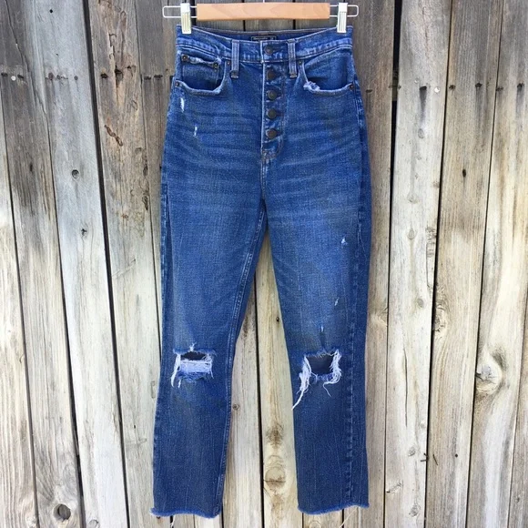 Abercrombie & Fitch Ultra High Rise Mom Jean Distressed Blue 00 - Picture 1 of 16